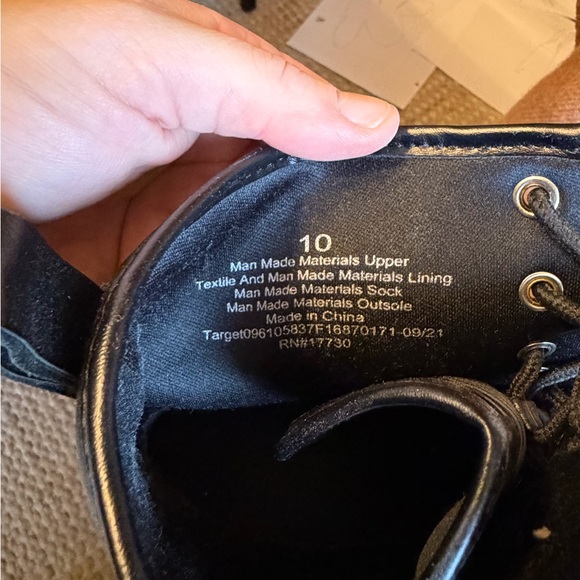 Universal Thread: Black Platform Women's Boots - Picture 5 of 5